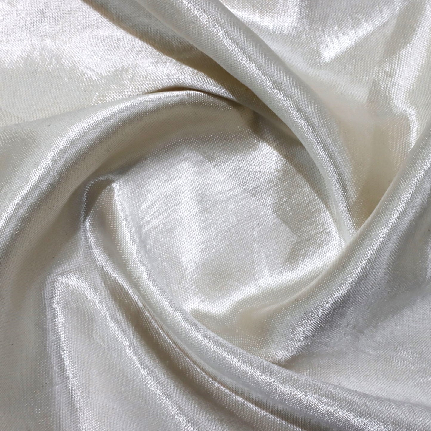 Gloss Weave Custom Dye at Bulk Price, 25 Meters