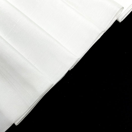 Pure Silk — Smooth Surface, Soft Fall